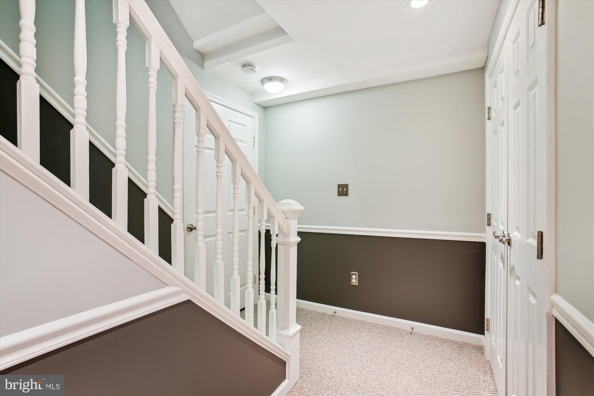3030 STEVEN MARTIN DRIVE