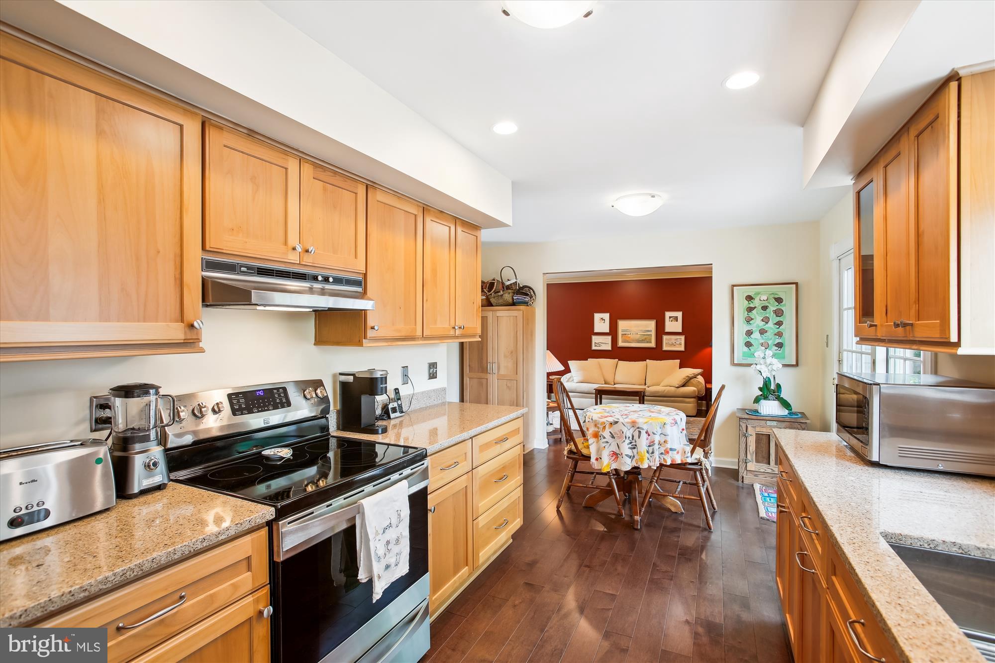3030 STEVEN MARTIN DRIVE