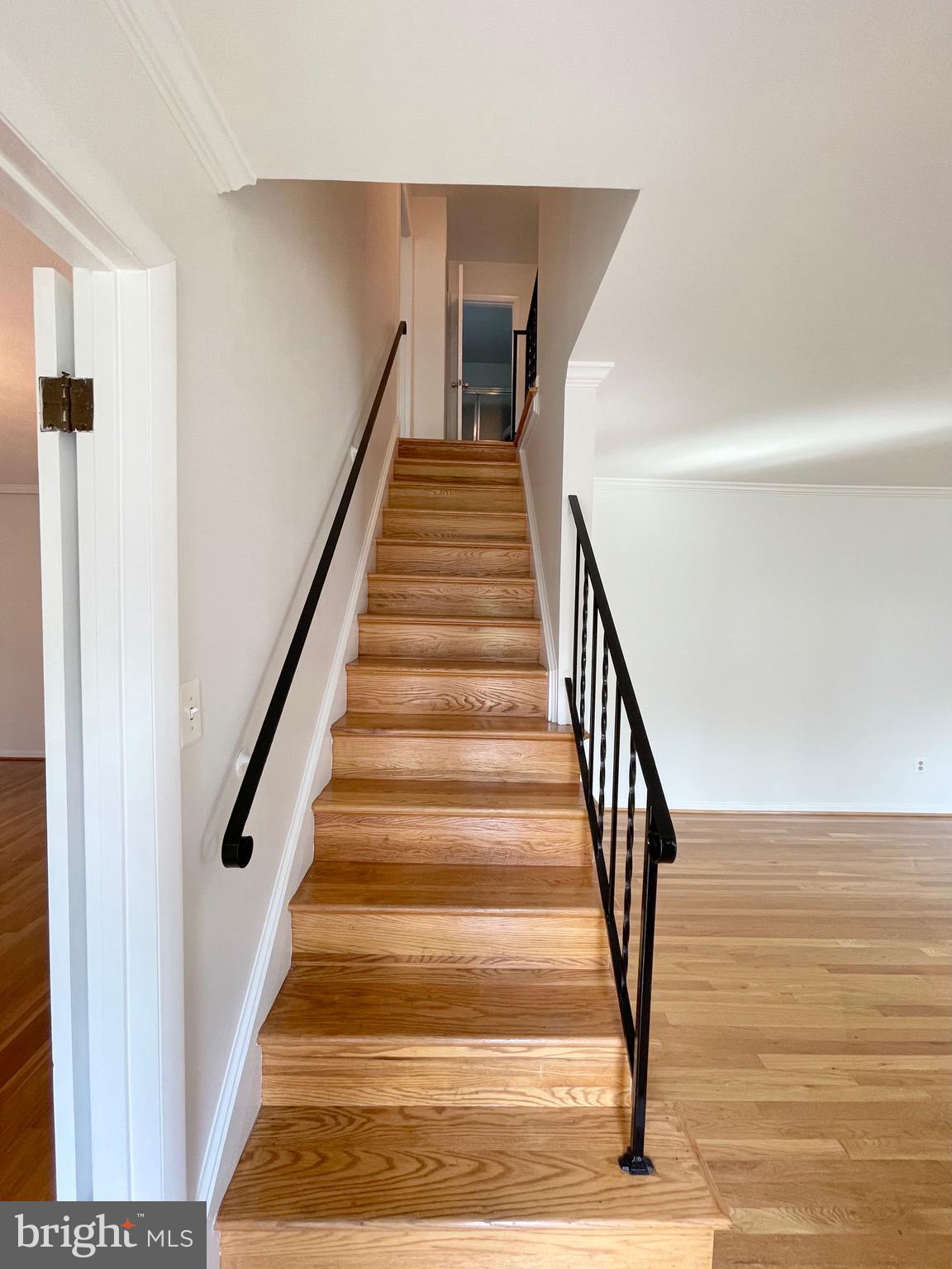 8350 ORANGE COURT