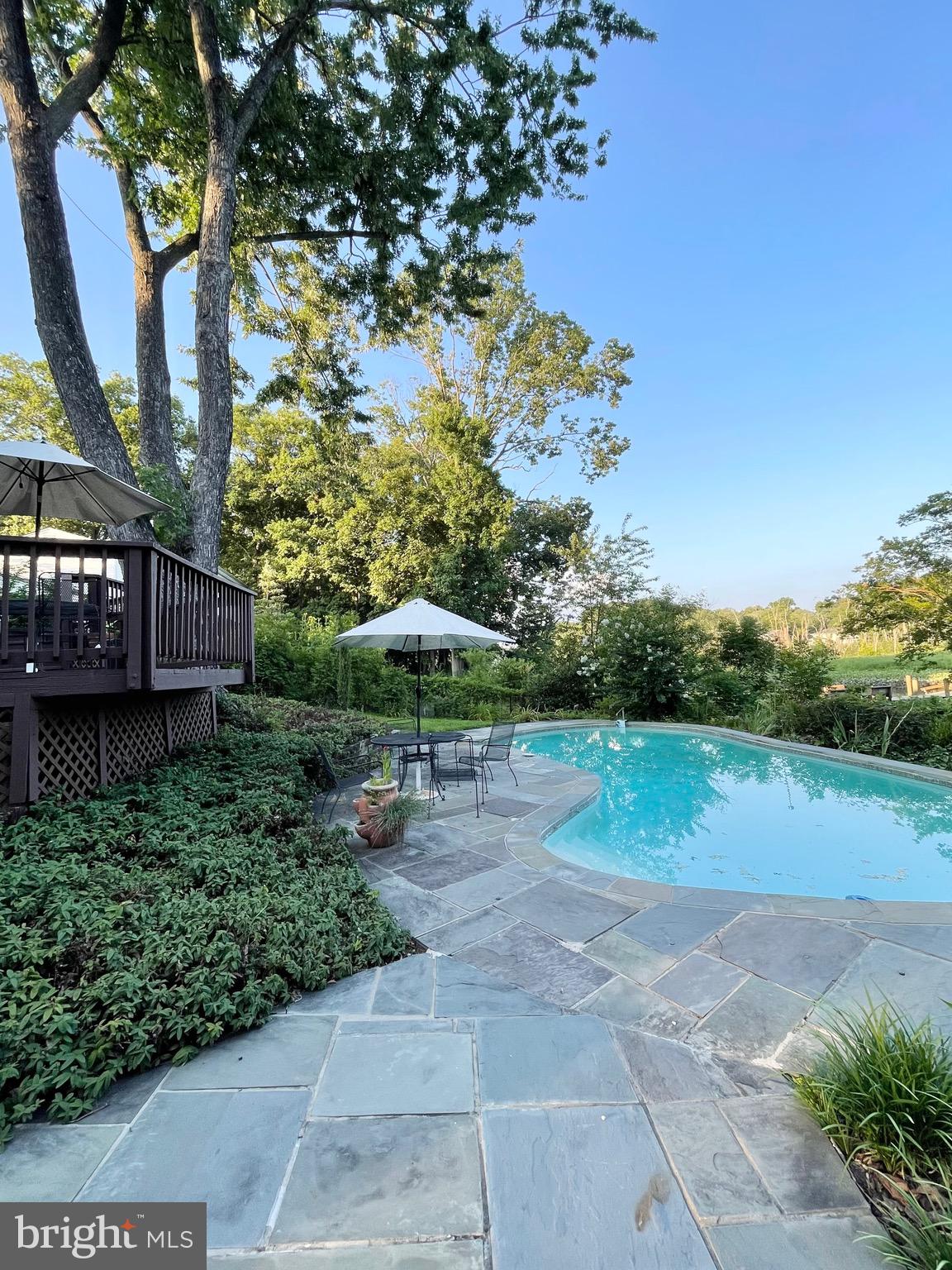 8350 ORANGE COURT