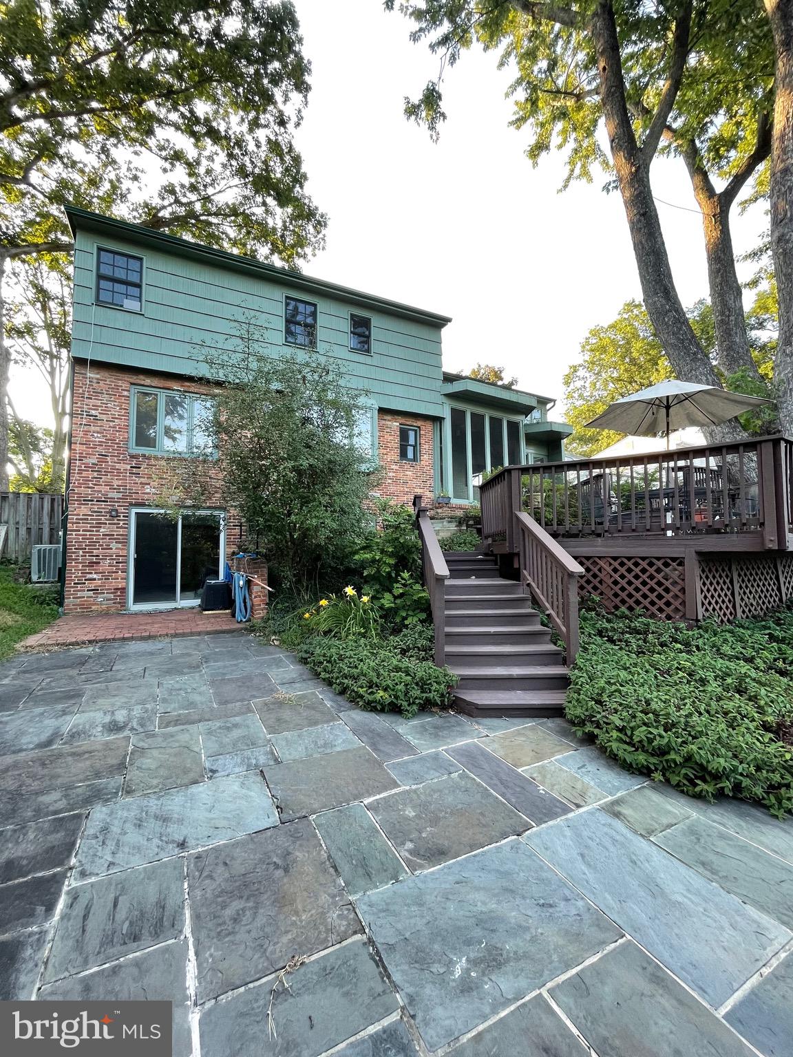 8350 ORANGE COURT