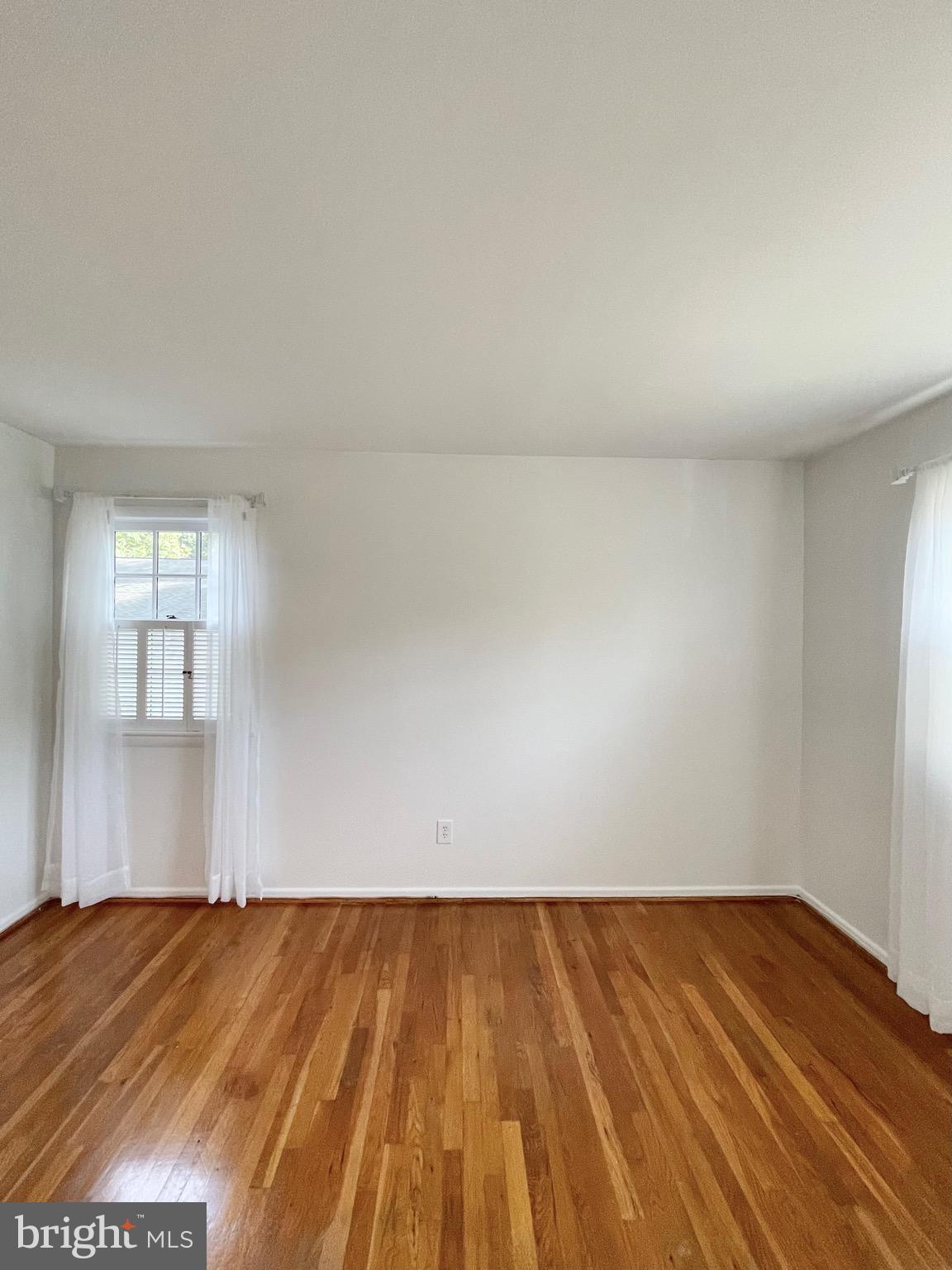 8350 ORANGE COURT