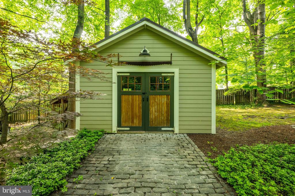 1110 KELSO ROAD