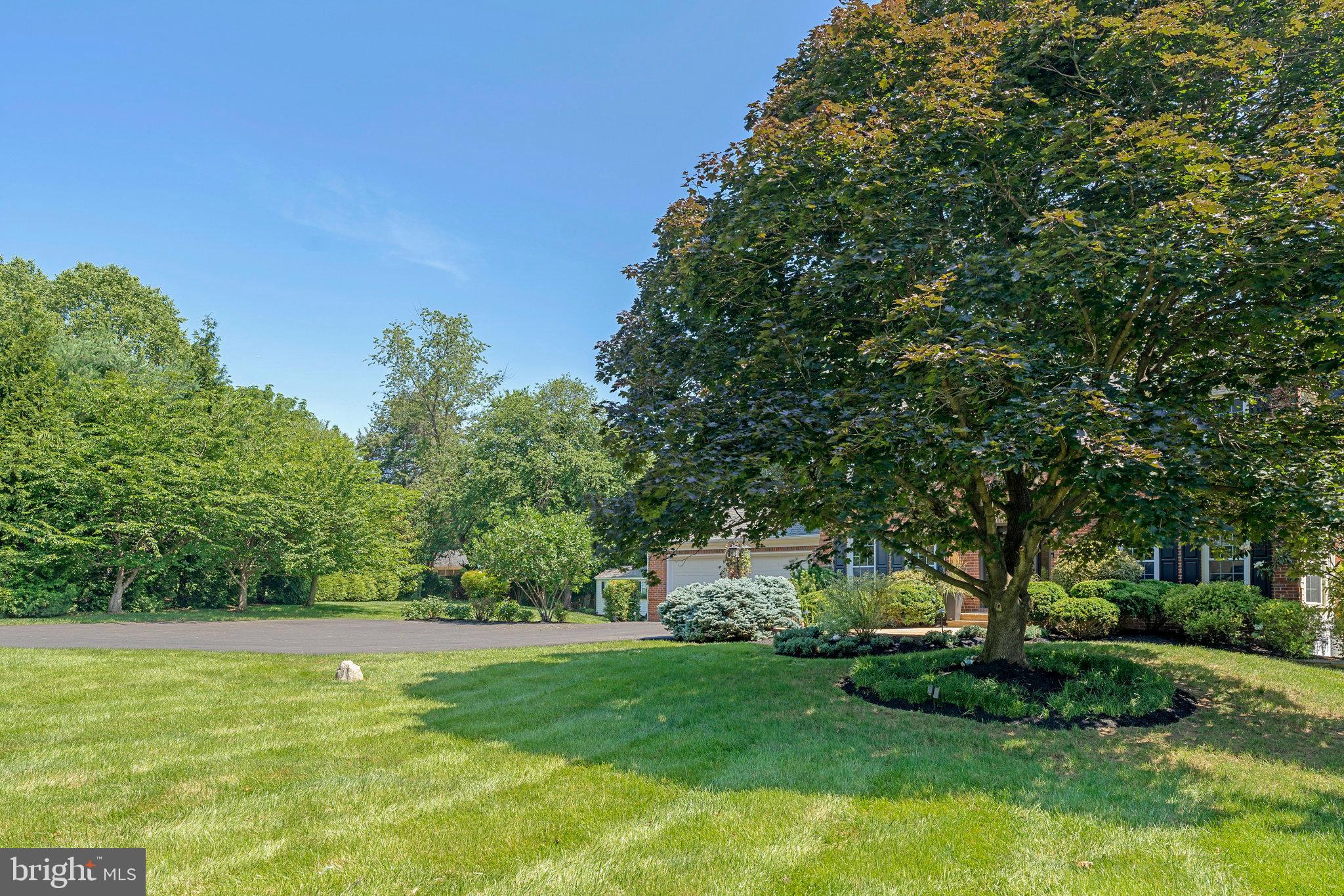 2707 EAST RIDGE COURT