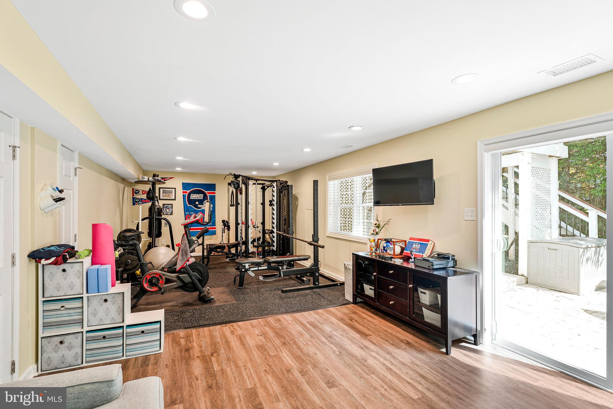 2707 EAST RIDGE COURT
