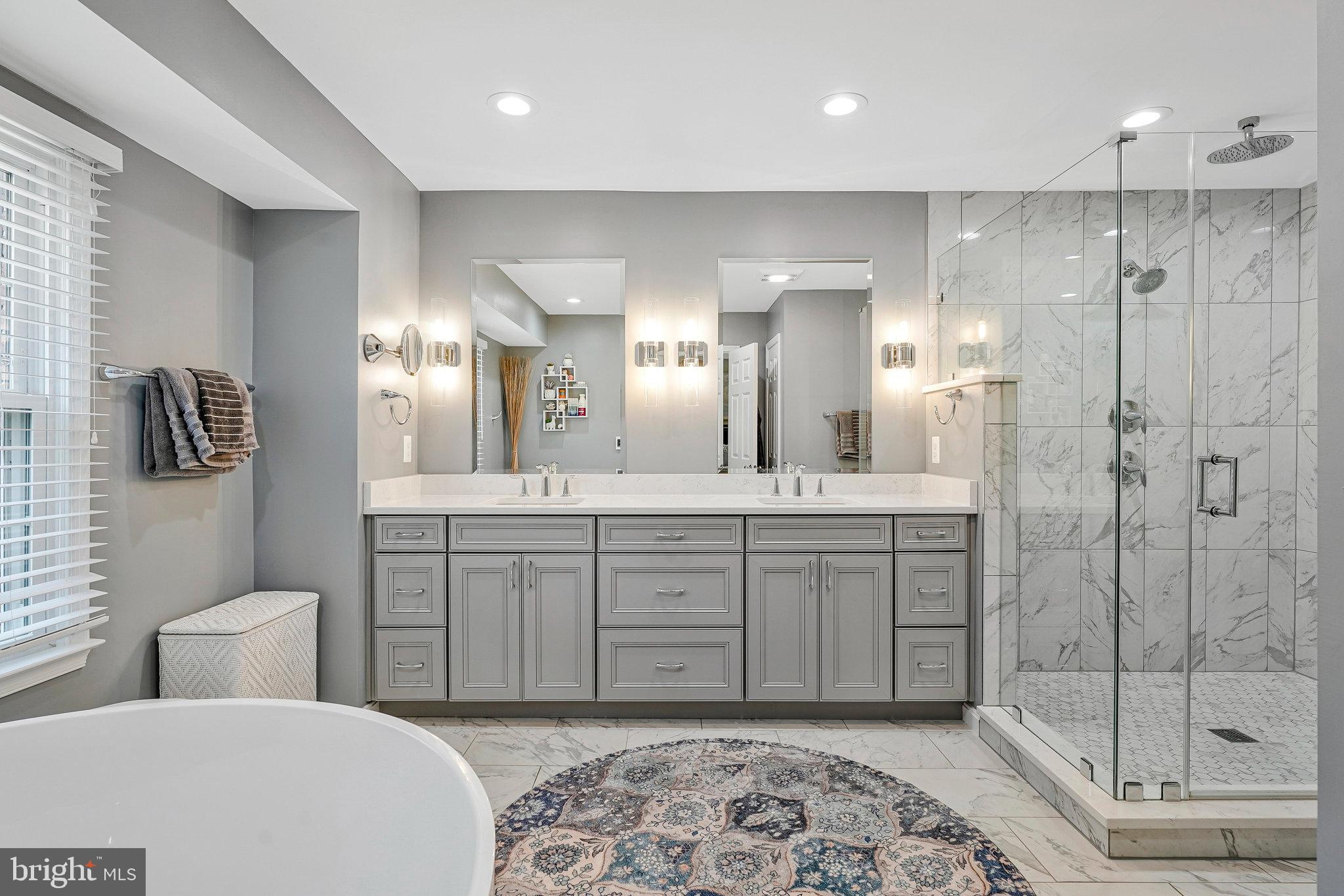 2707 EAST RIDGE COURT
