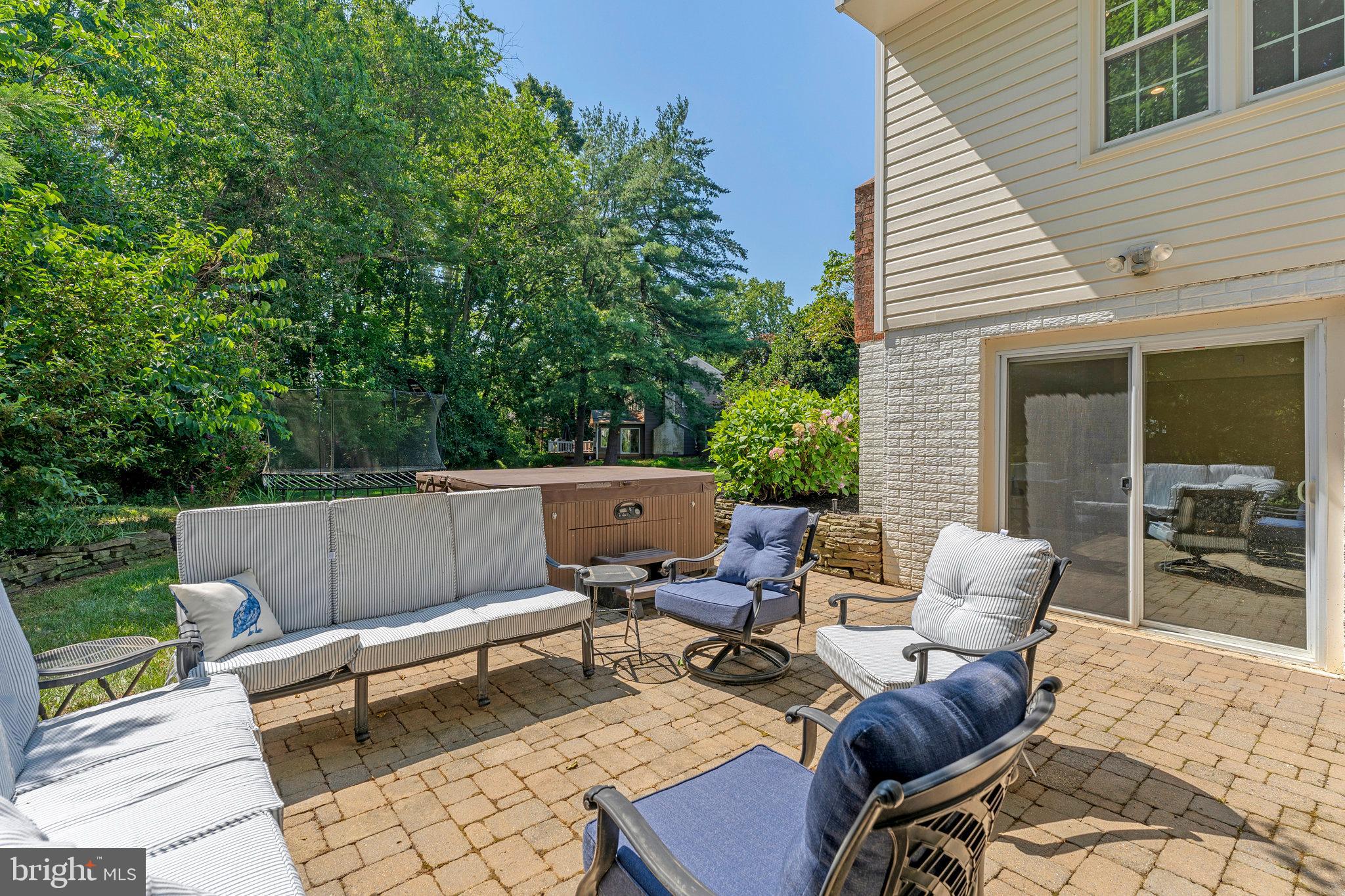 2707 EAST RIDGE COURT