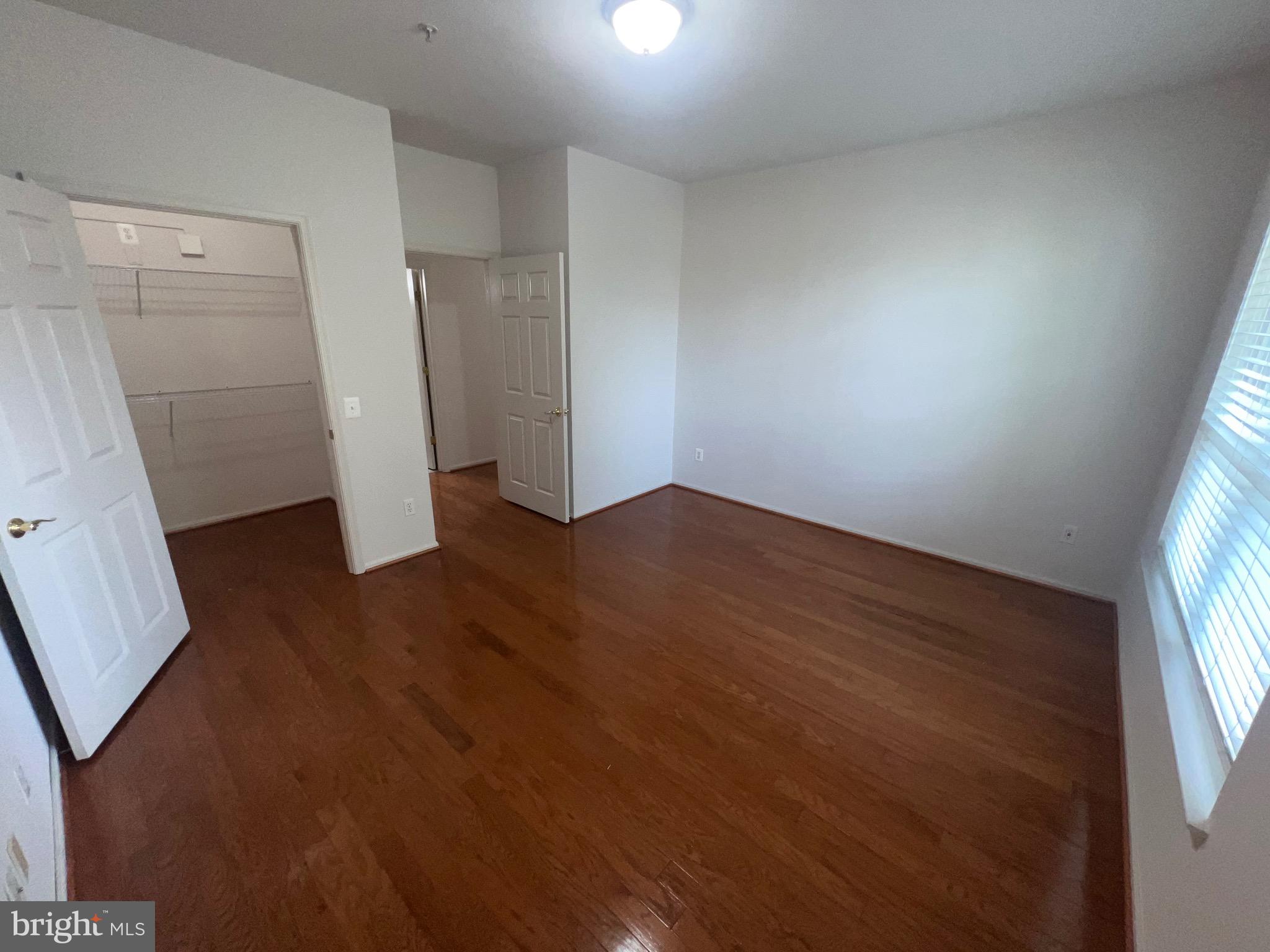 1521 SPRING GATE DRIVE 10308