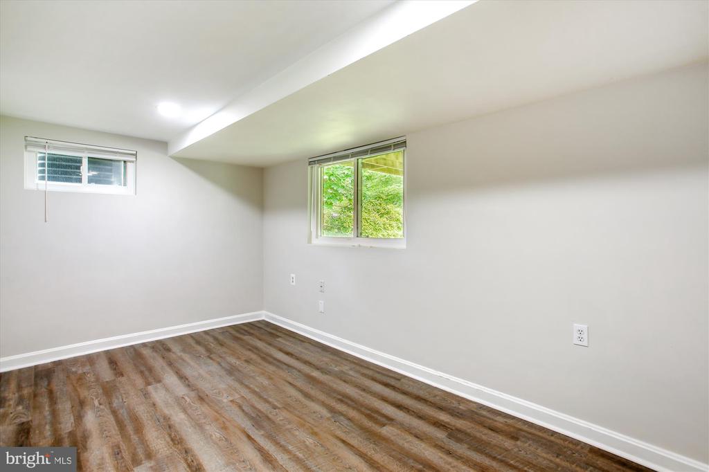 3305 GRAHAM ROAD