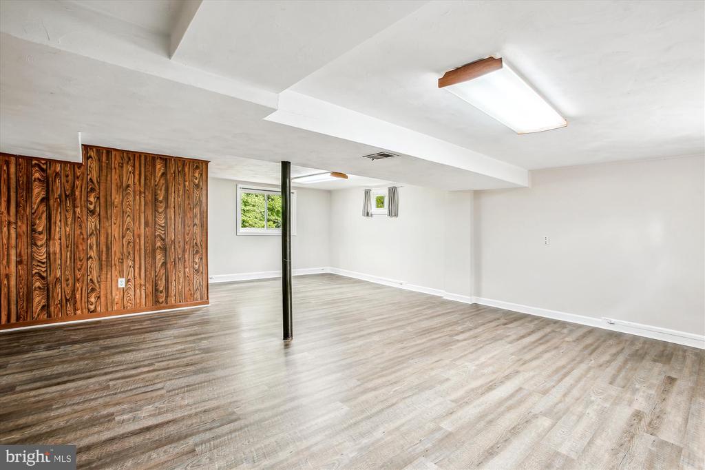 3305 GRAHAM ROAD
