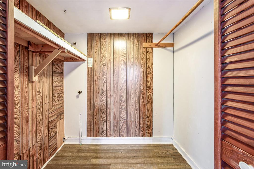 3305 GRAHAM ROAD