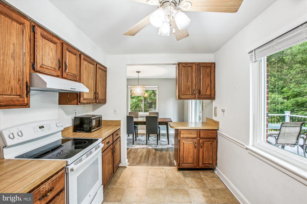 3305 GRAHAM ROAD