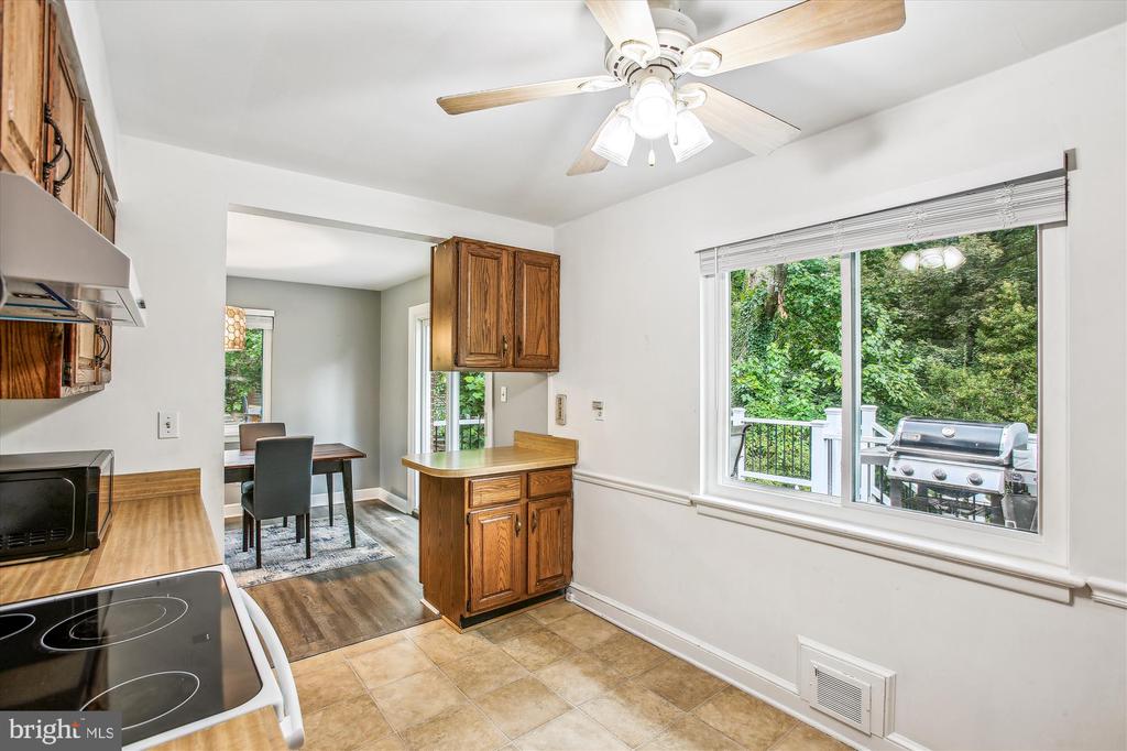 3305 GRAHAM ROAD