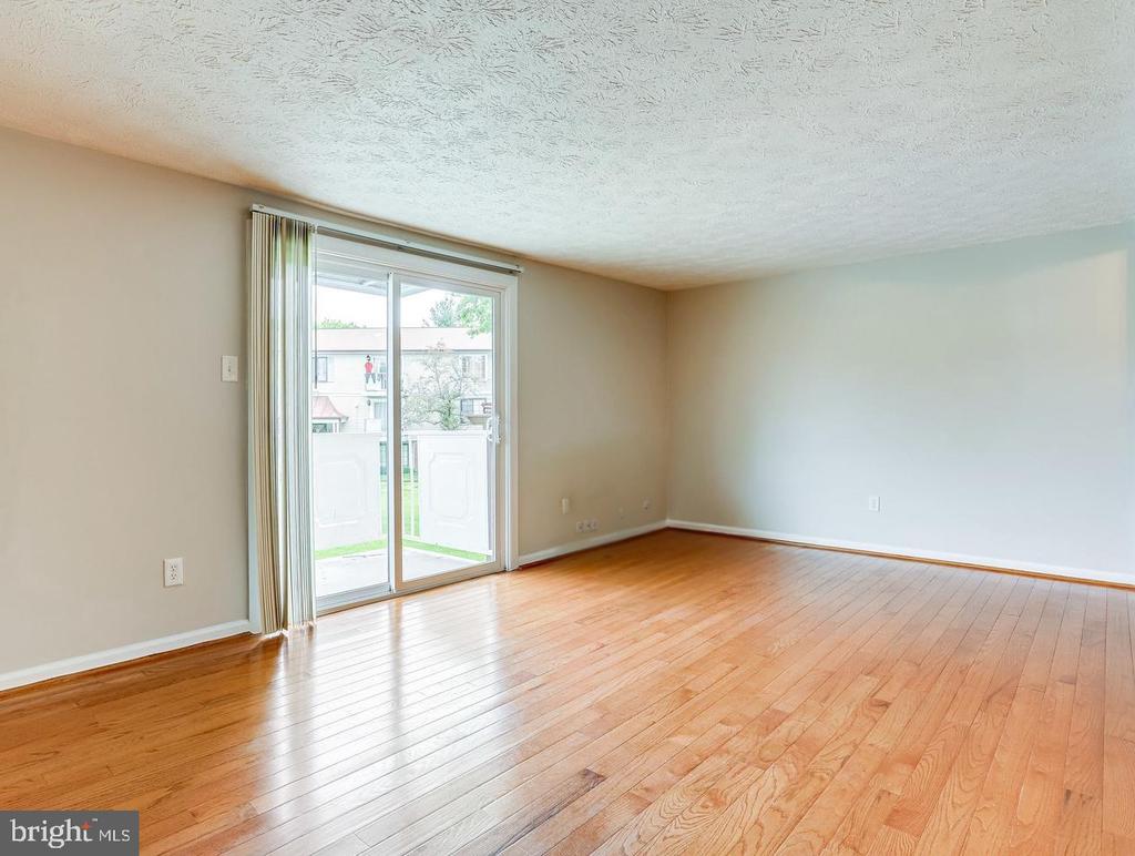 8385 BROCKHAM DRIVE Unit: H