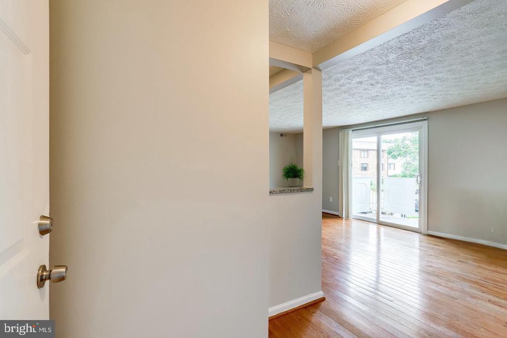 8385 BROCKHAM DRIVE Unit: H