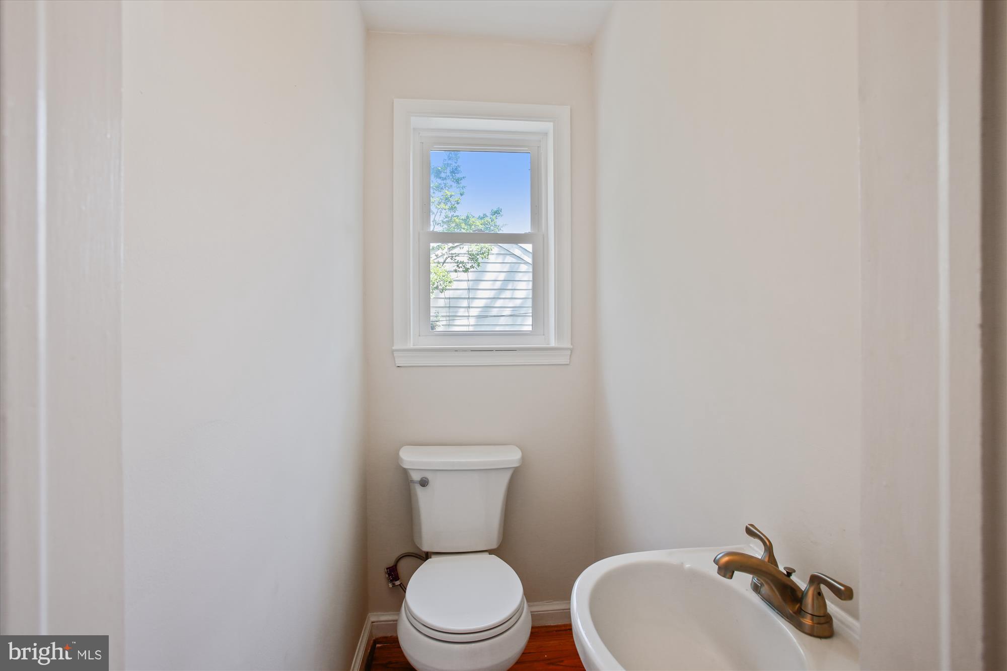 5909 FREDERICK STREET