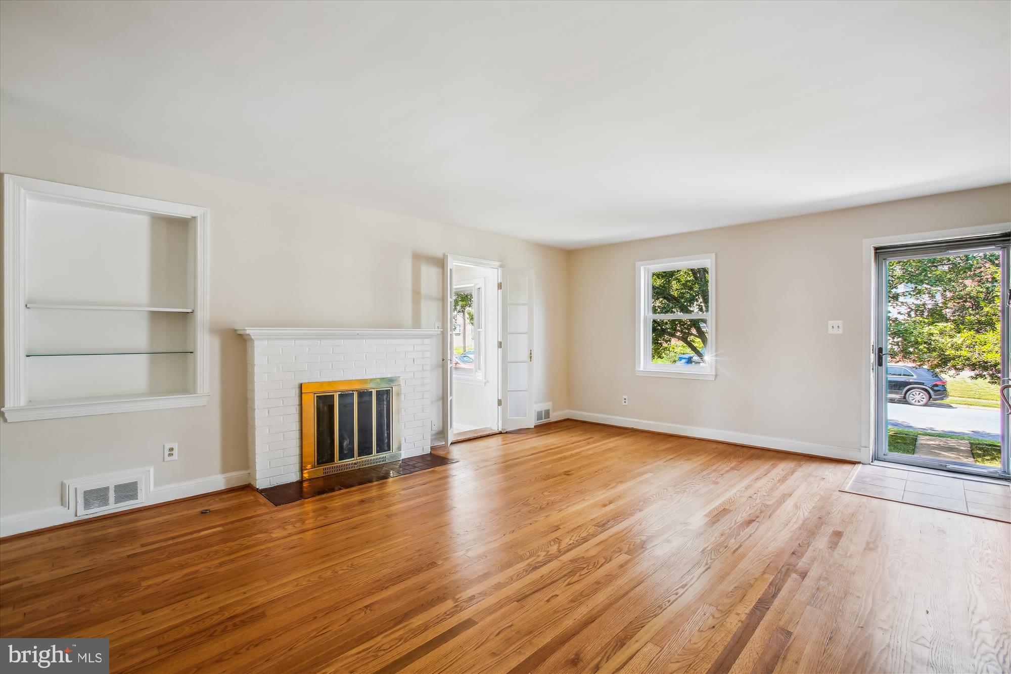 5909 FREDERICK STREET