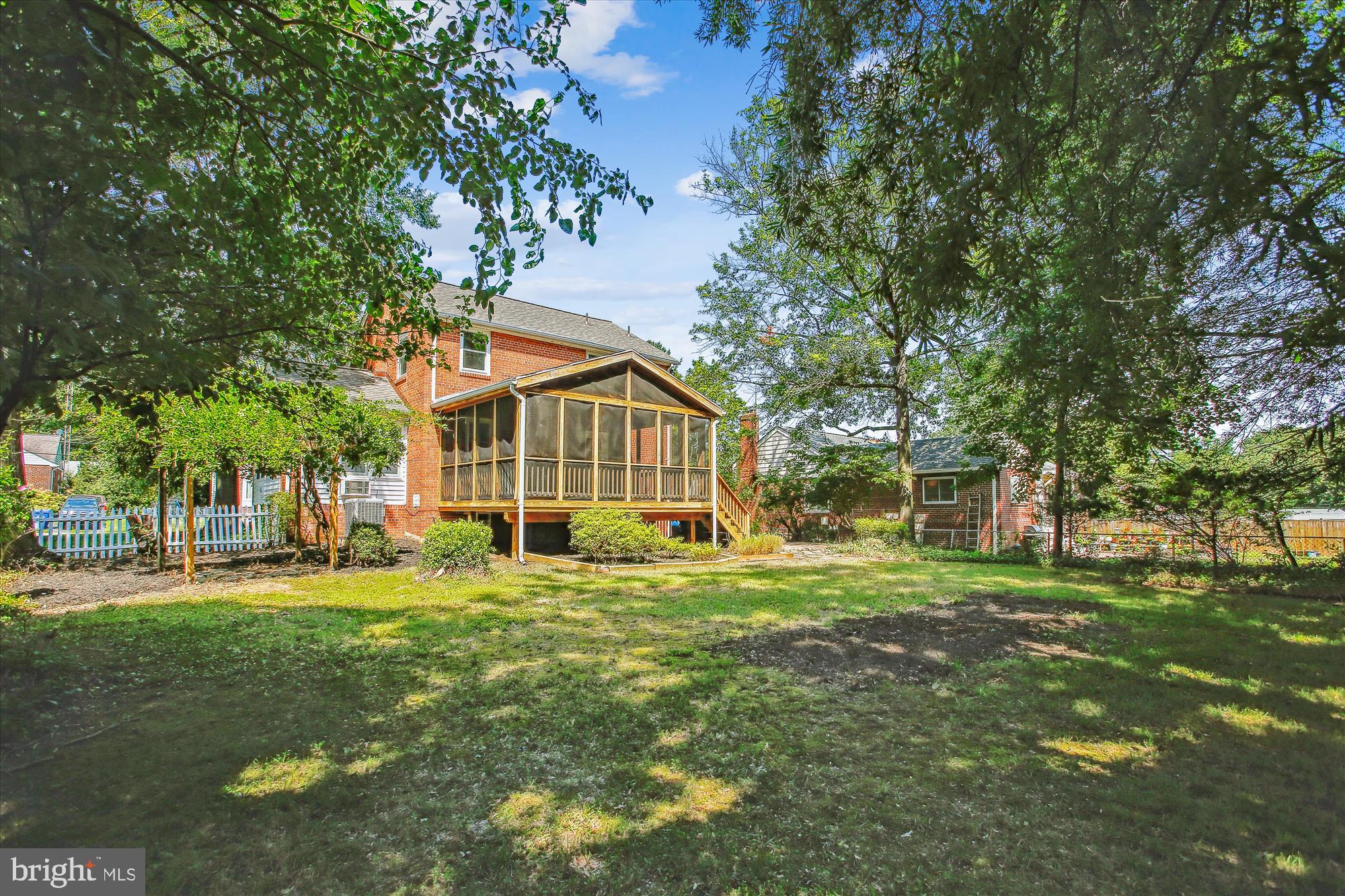 5909 FREDERICK STREET