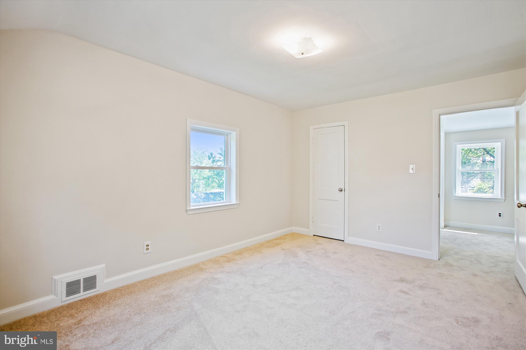 5909 FREDERICK STREET