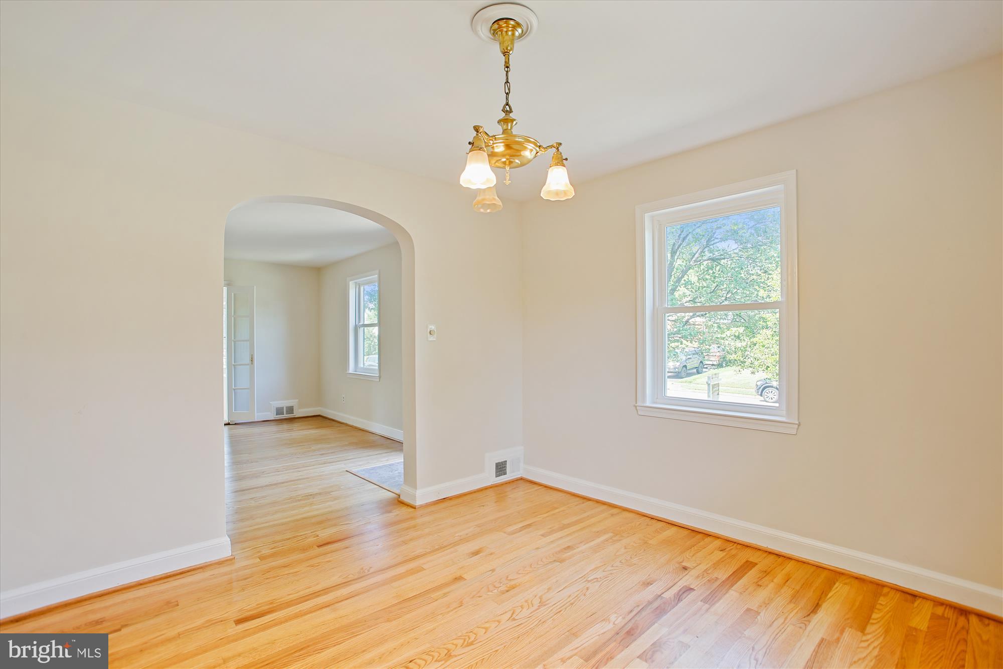 5909 FREDERICK STREET