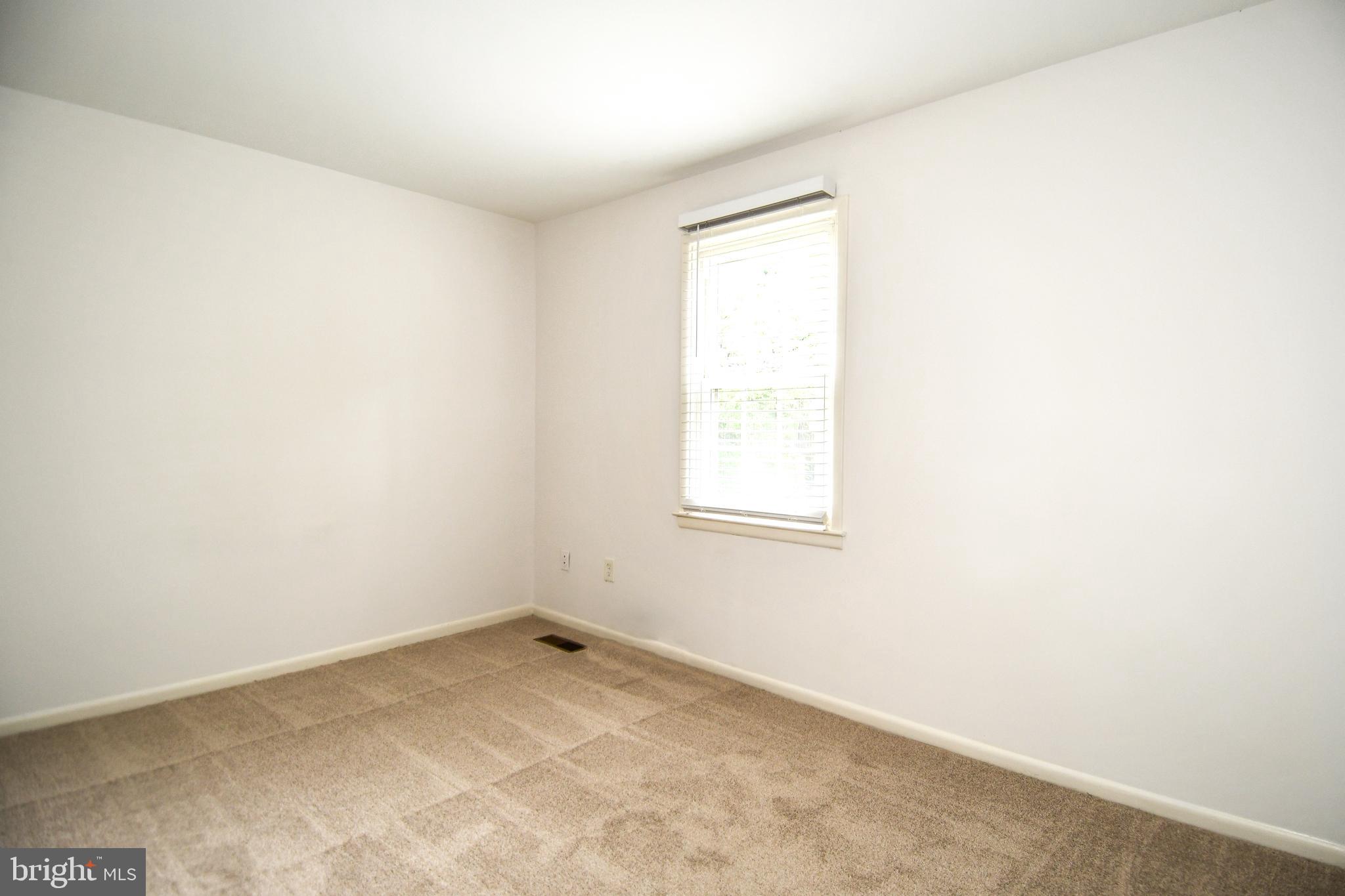 9835 SAINT CLOUD COURT