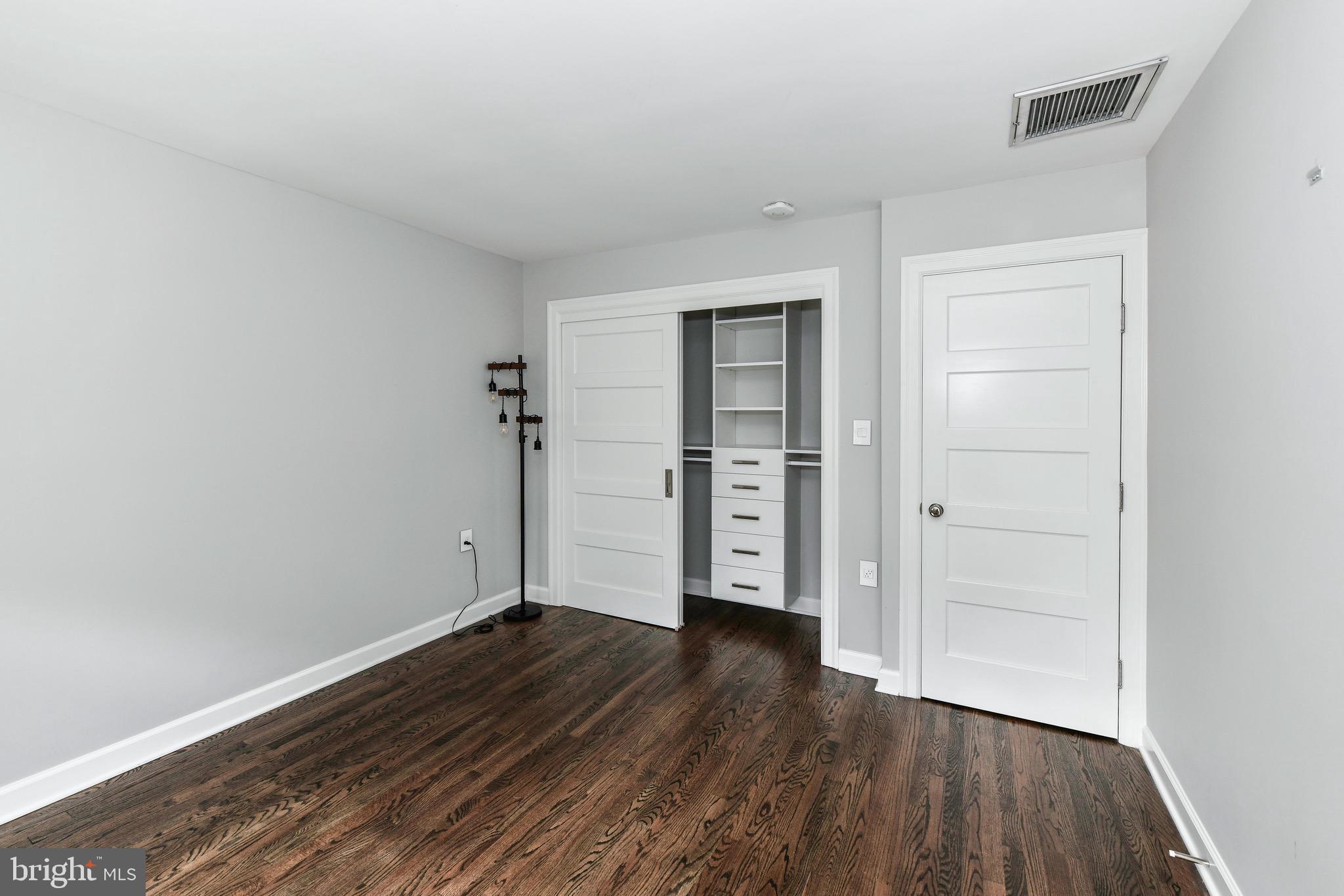 810 HICKORY VALE LANE