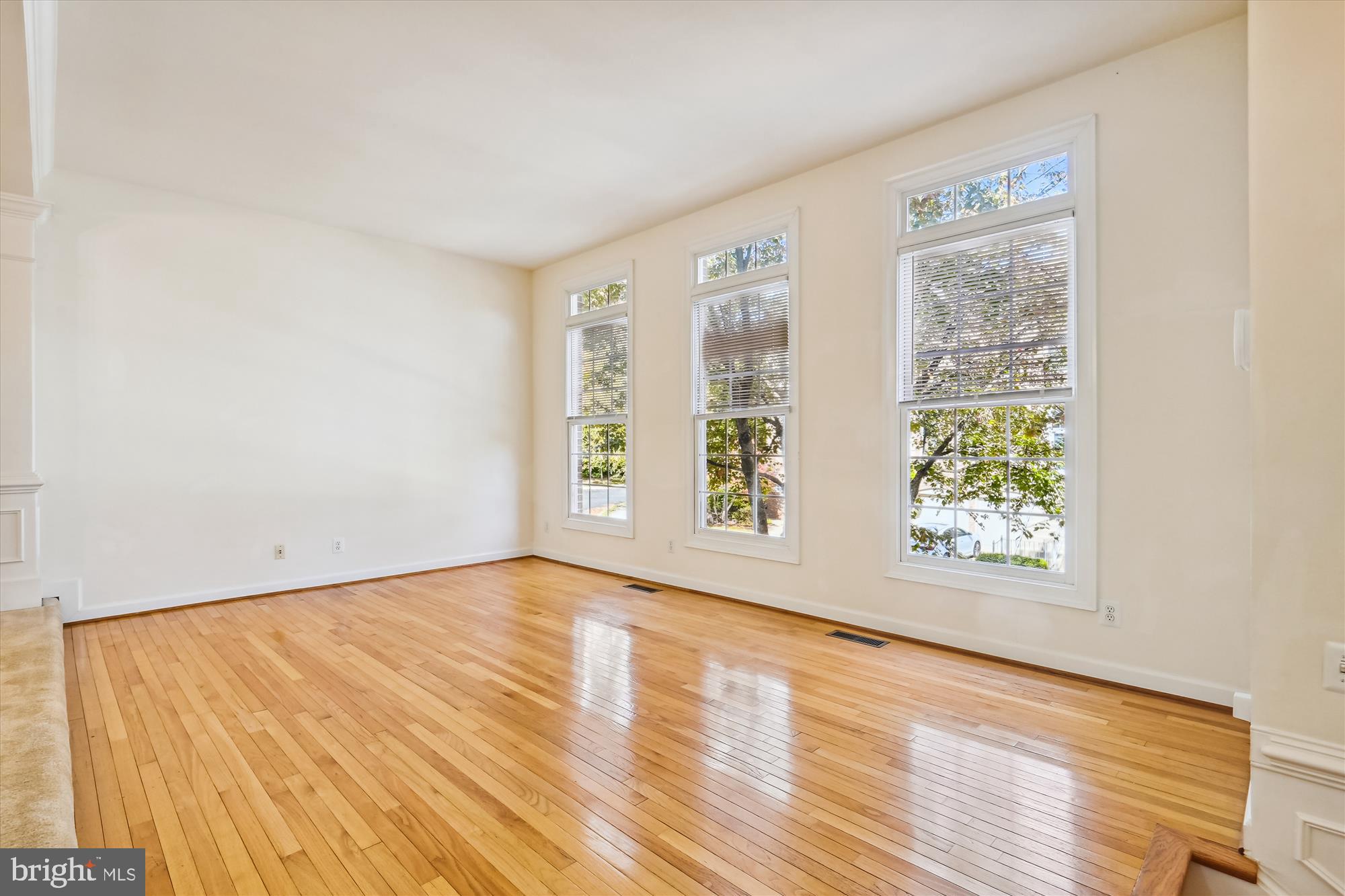 9508 LAGERSFIELD CIRCLE