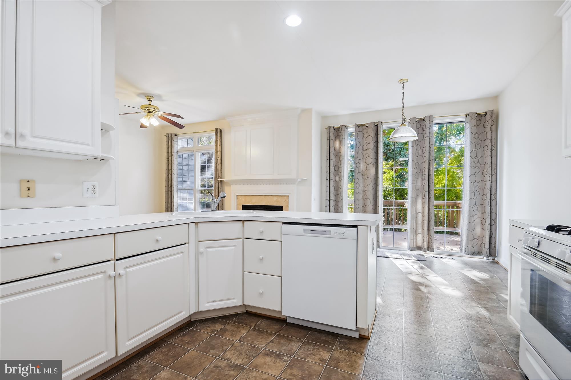9508 LAGERSFIELD CIRCLE