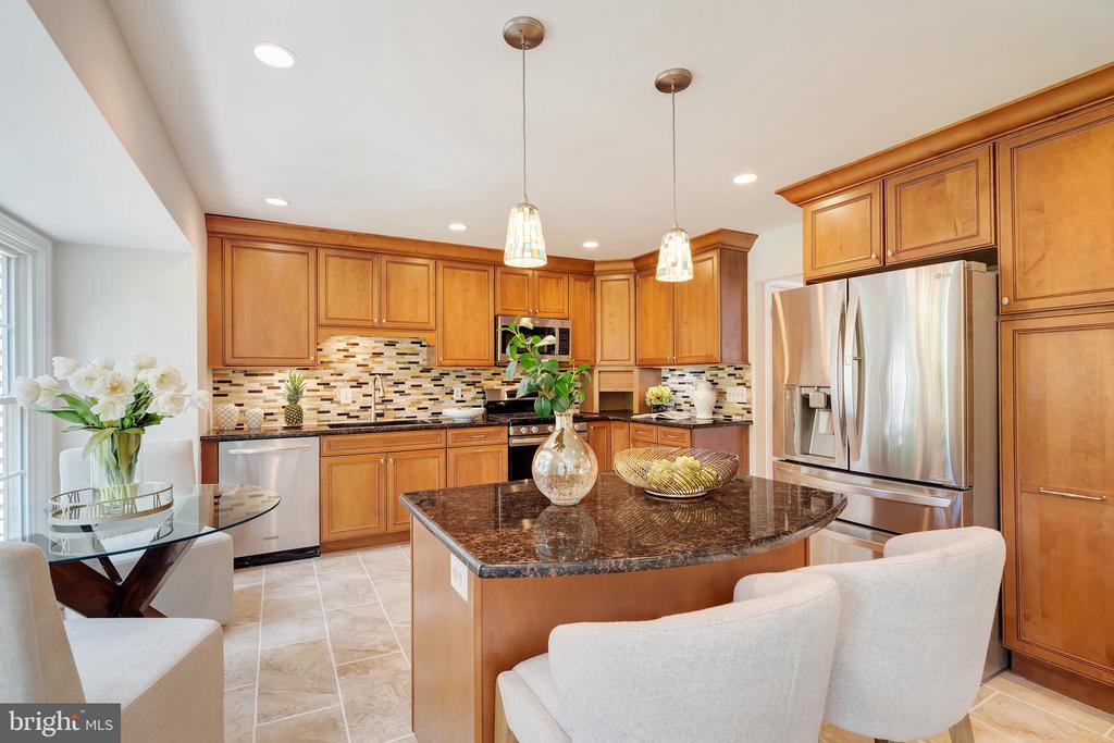 7829 BUTTERFIELD LANE