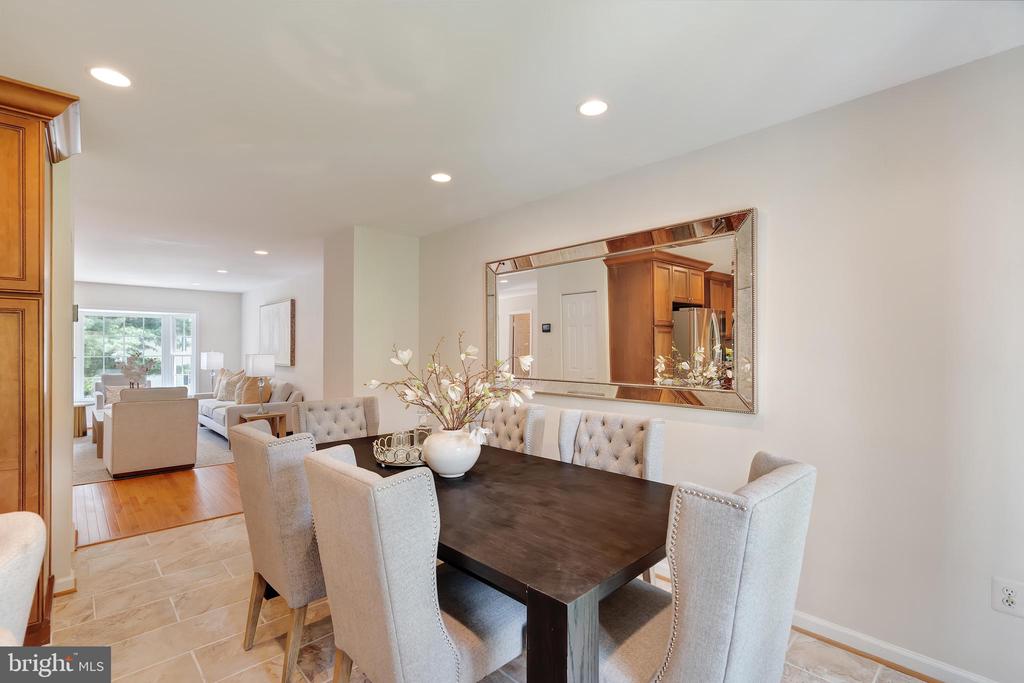 7829 BUTTERFIELD LANE