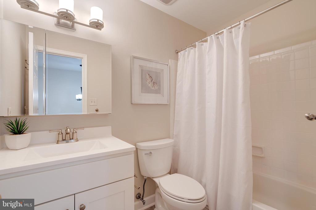 7829 BUTTERFIELD LANE