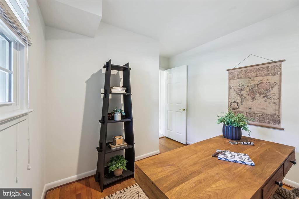 8407 BREWSTER DRIVE