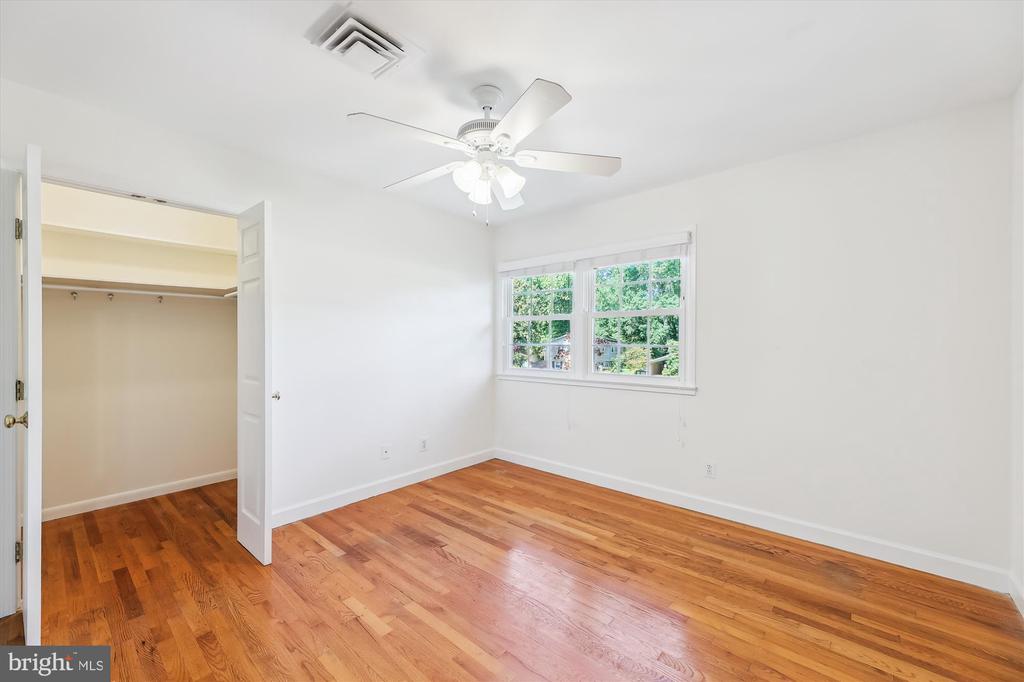 8407 BREWSTER DRIVE