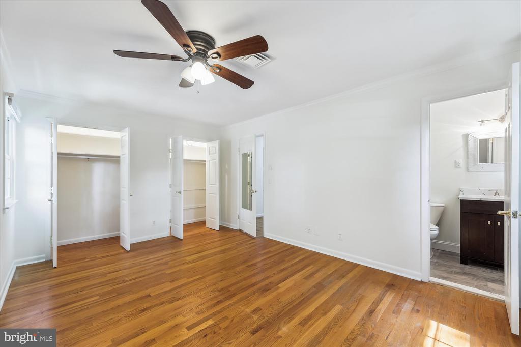8407 BREWSTER DRIVE
