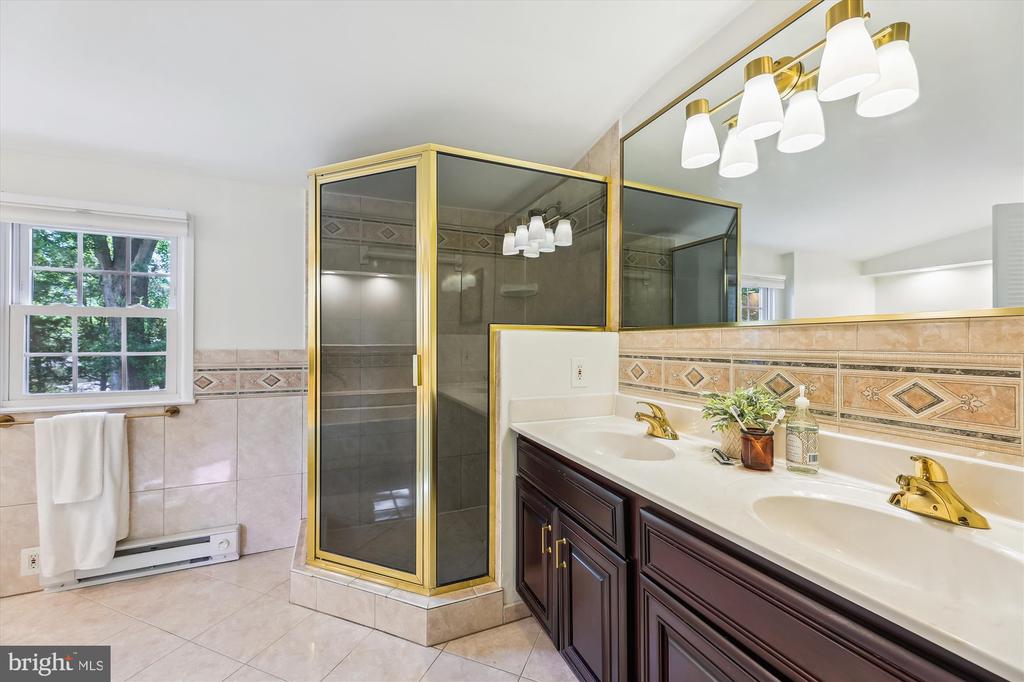 8407 BREWSTER DRIVE