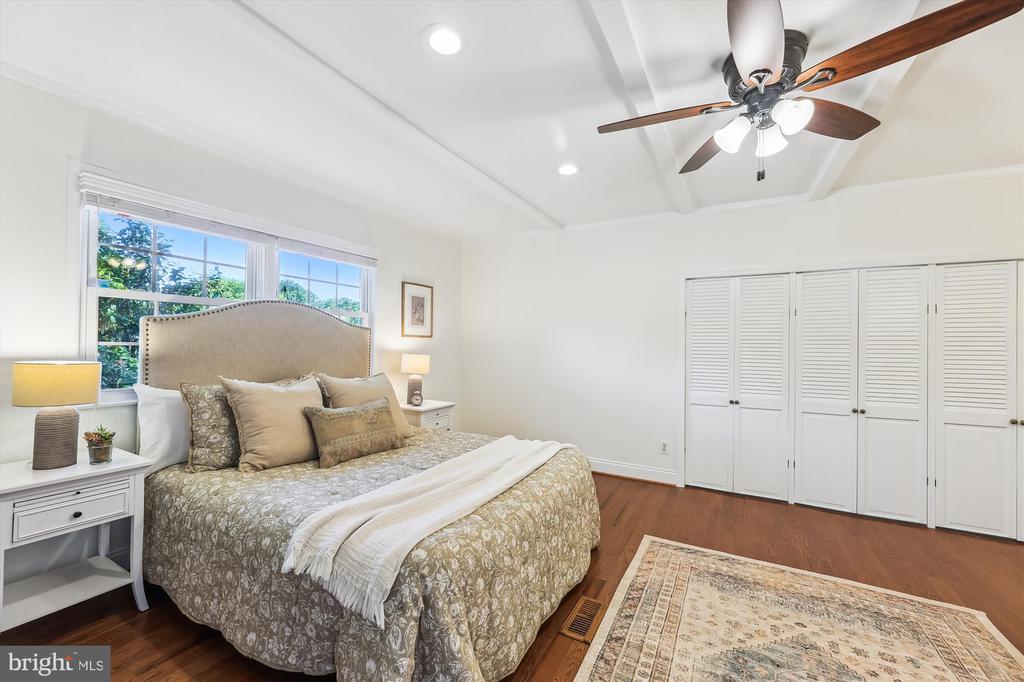 8407 BREWSTER DRIVE