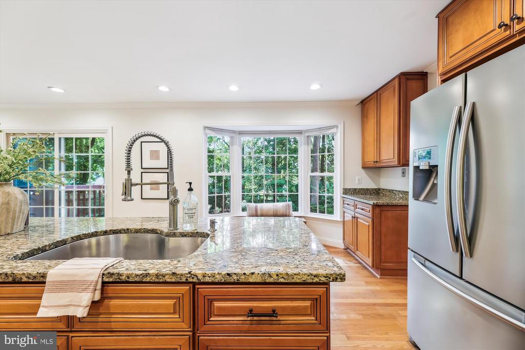 8407 BREWSTER DRIVE