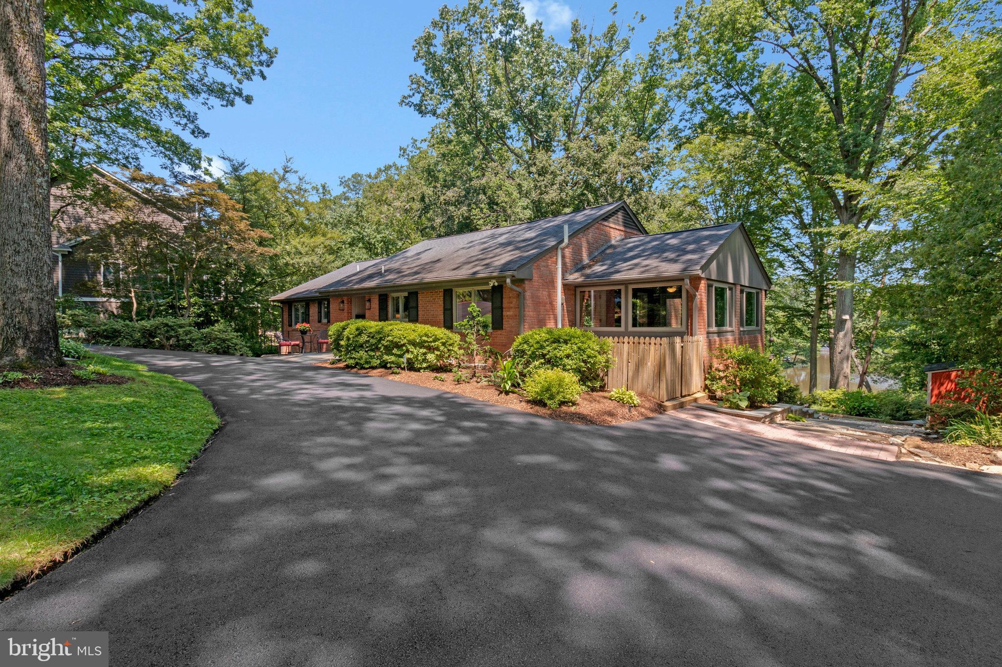 6320 CROSSWOODS CIRCLE