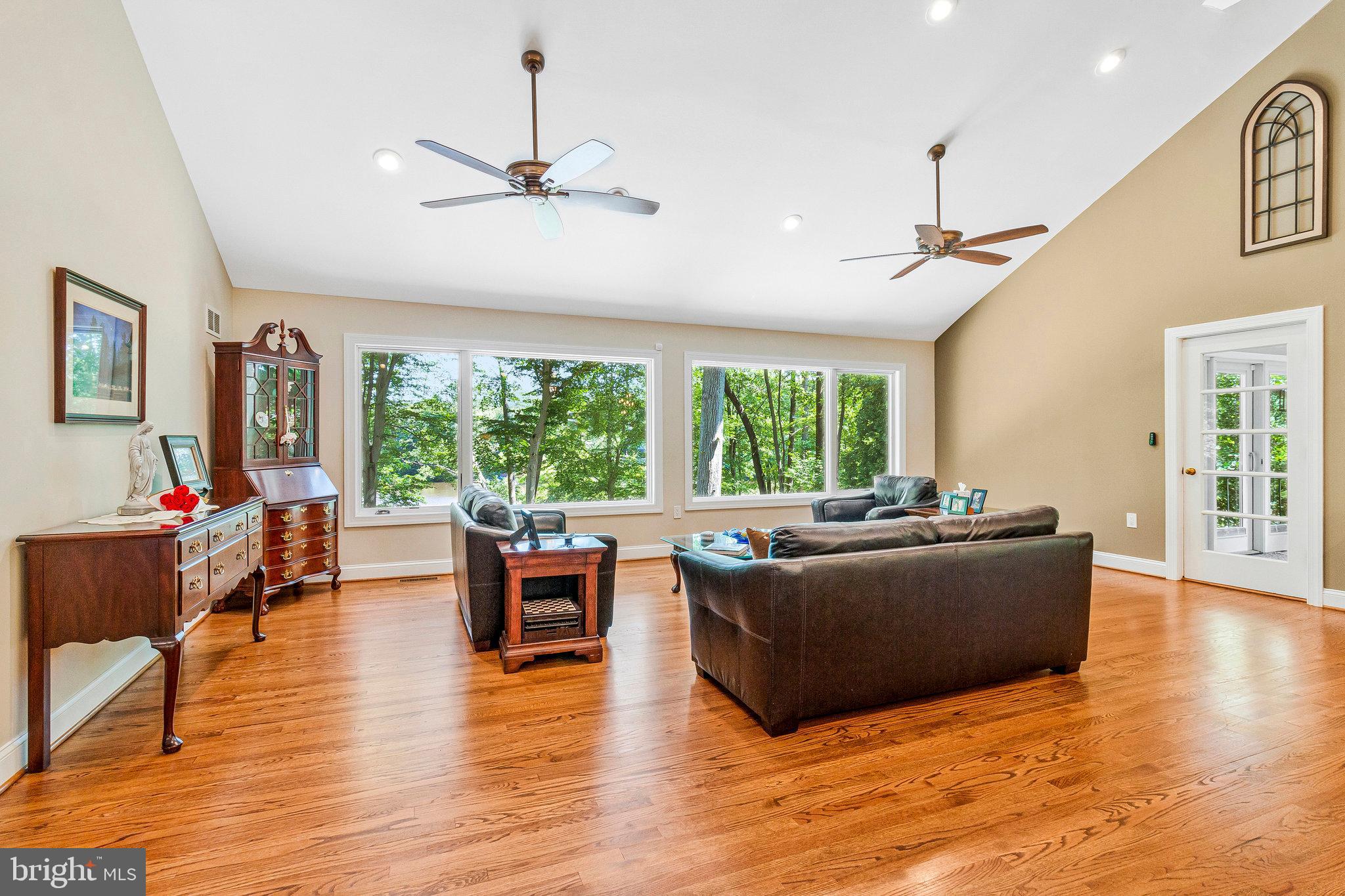 6320 CROSSWOODS CIRCLE
