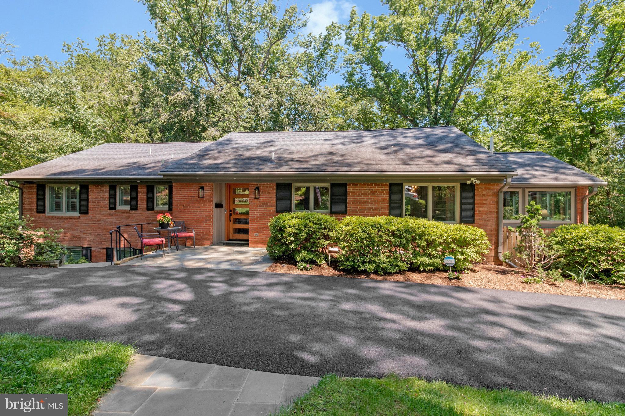 6320 CROSSWOODS CIRCLE