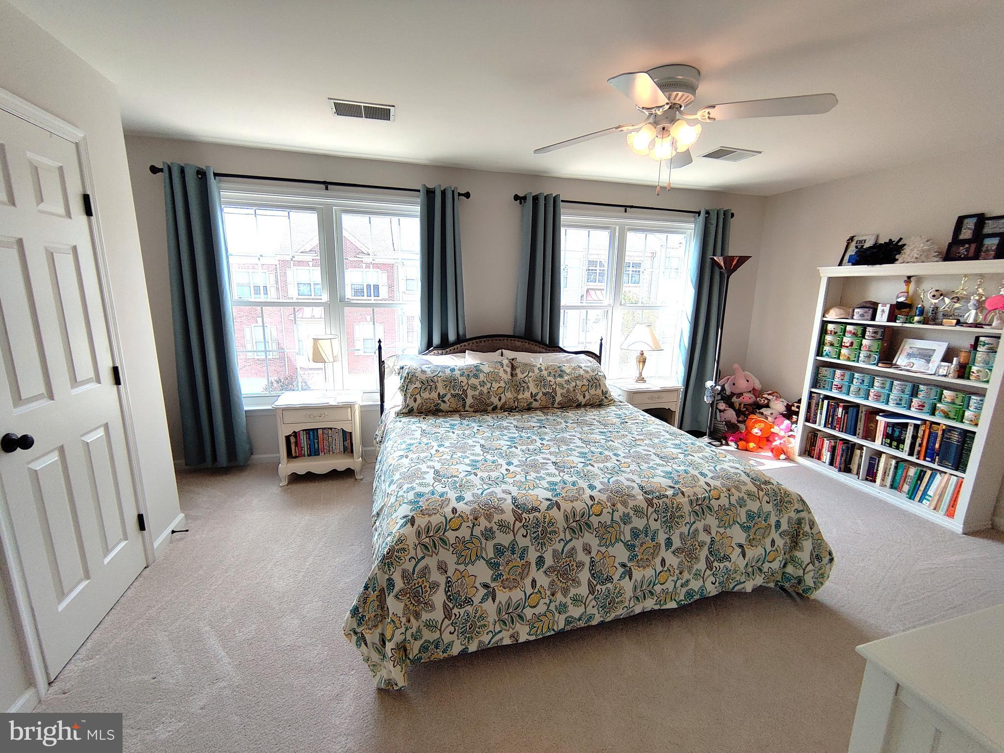 6413 HAWK VIEW LANE
