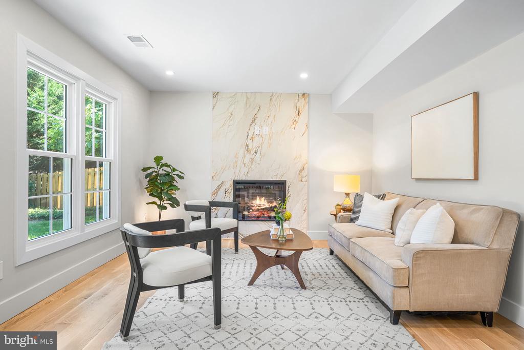 500 A WOODLAND COURT NW