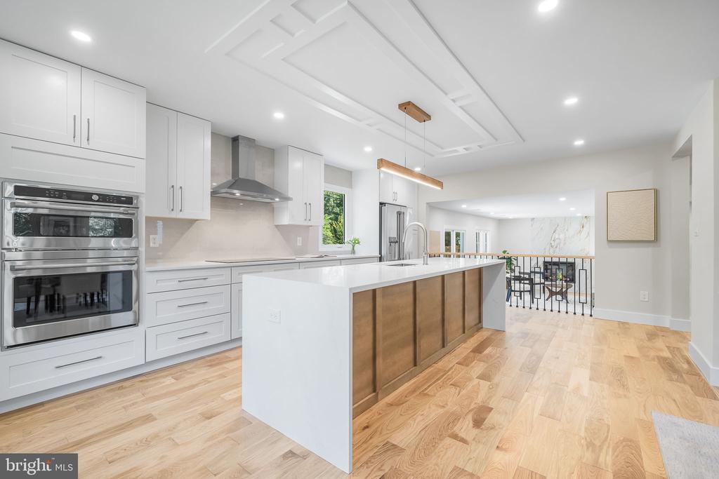 500 A WOODLAND COURT NW