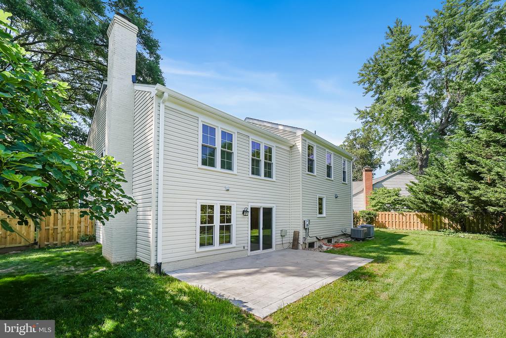 500 A WOODLAND COURT NW