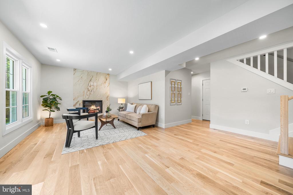 500 A WOODLAND COURT NW