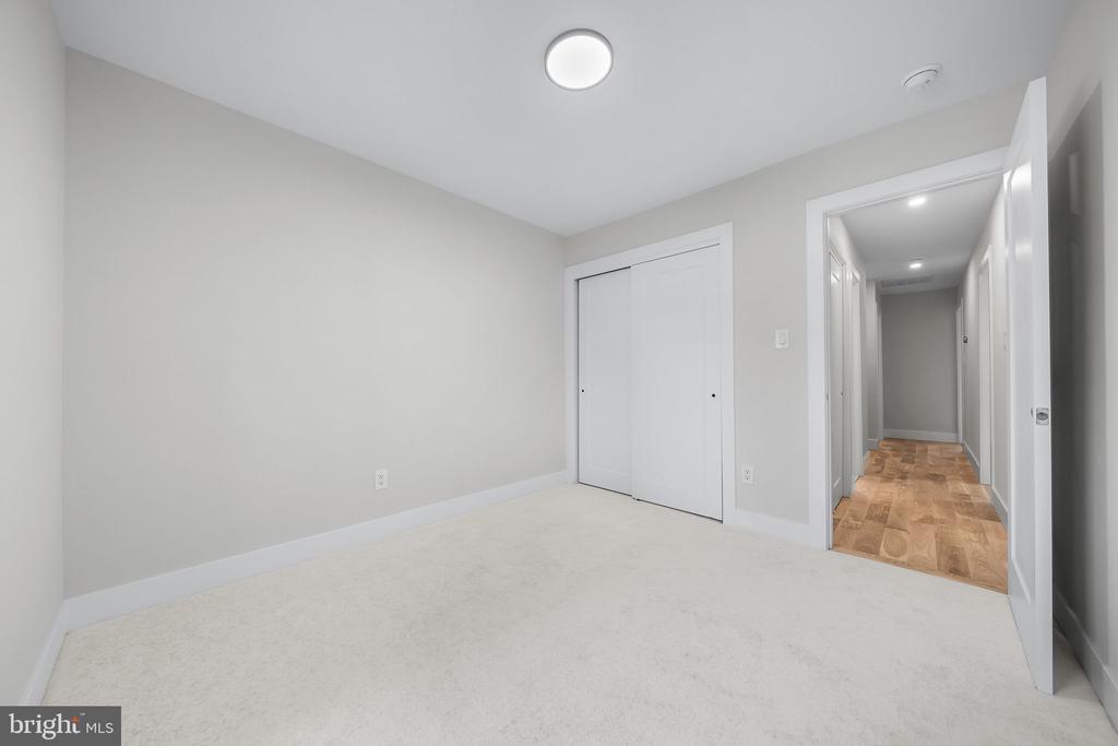500 A WOODLAND COURT NW