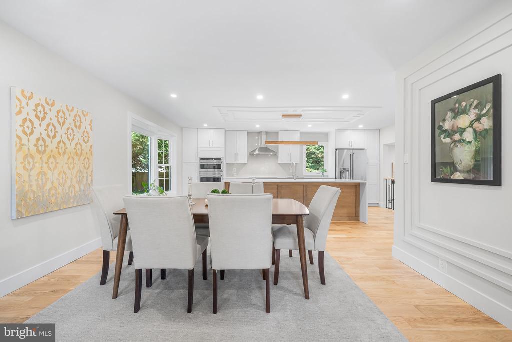500 A WOODLAND COURT NW