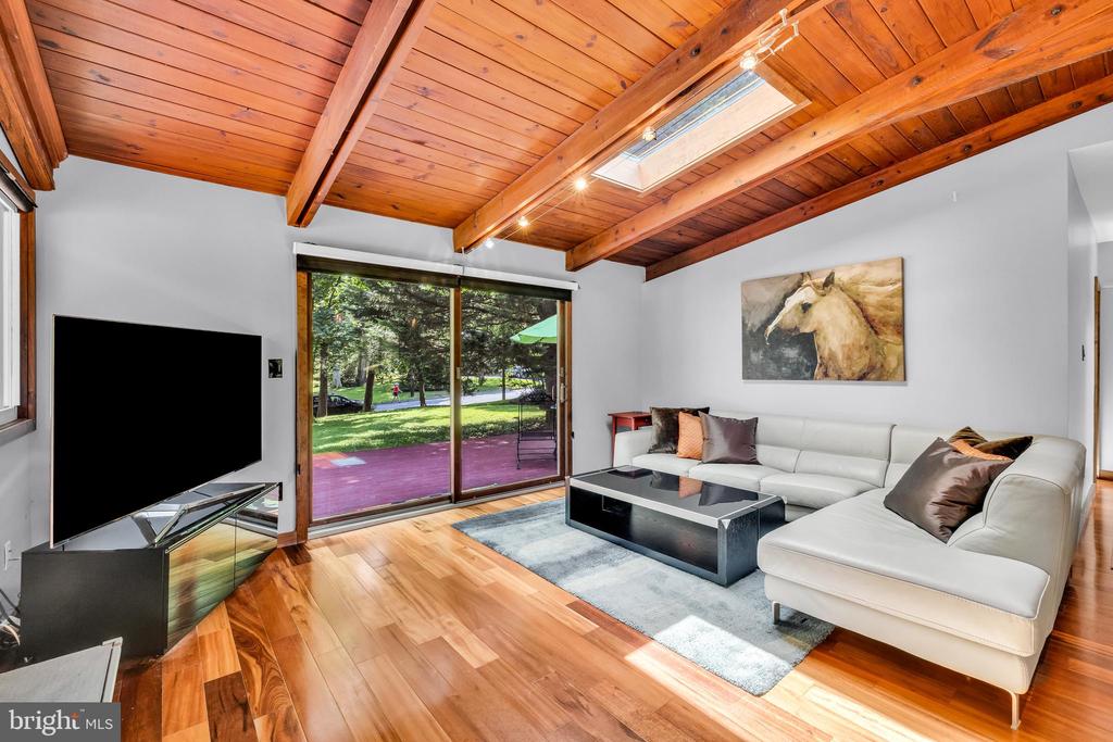 3338 ELM TERRACE