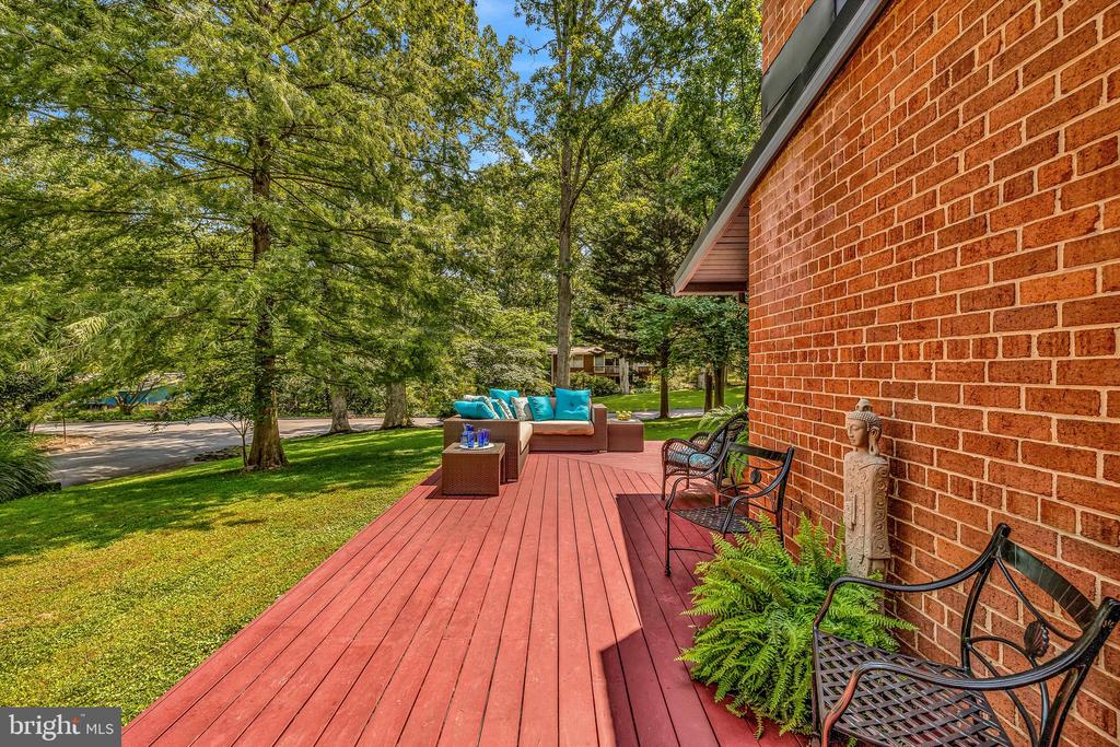 3338 ELM TERRACE