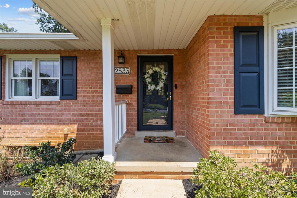 2533 REMINGTON STREET